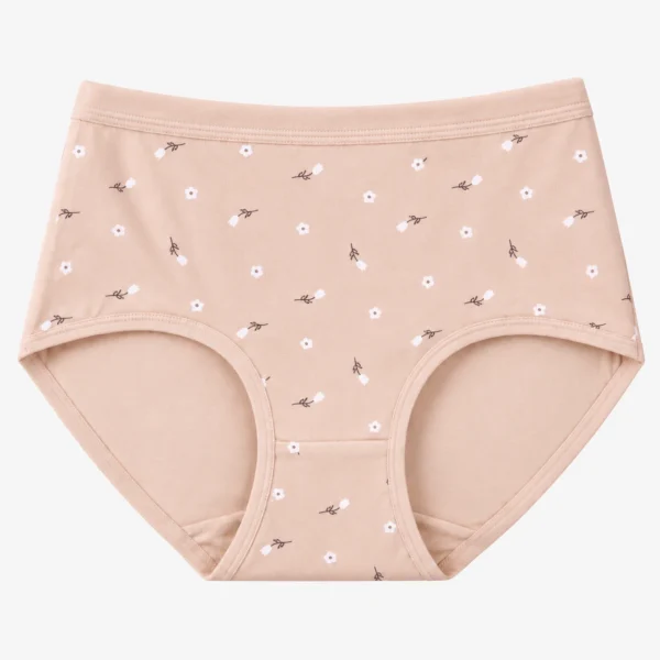 Cute printed panties designed as stylish hipster panties with soft elastic waist.