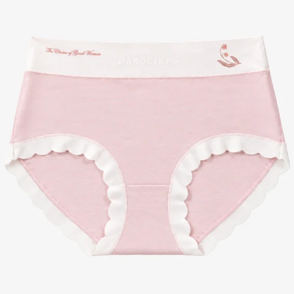 Everyday hipster panties styled as scalloped edge panties for stylish hipster panties appeal.