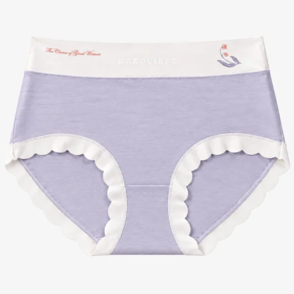 Women's everyday underwear designed as flexible women's panties for soft routine movement.
